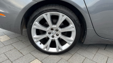 Jaguar XJ 3.0d V6 Portfolio 4dr Auto Diesel Saloon